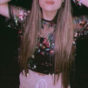 floral shirt